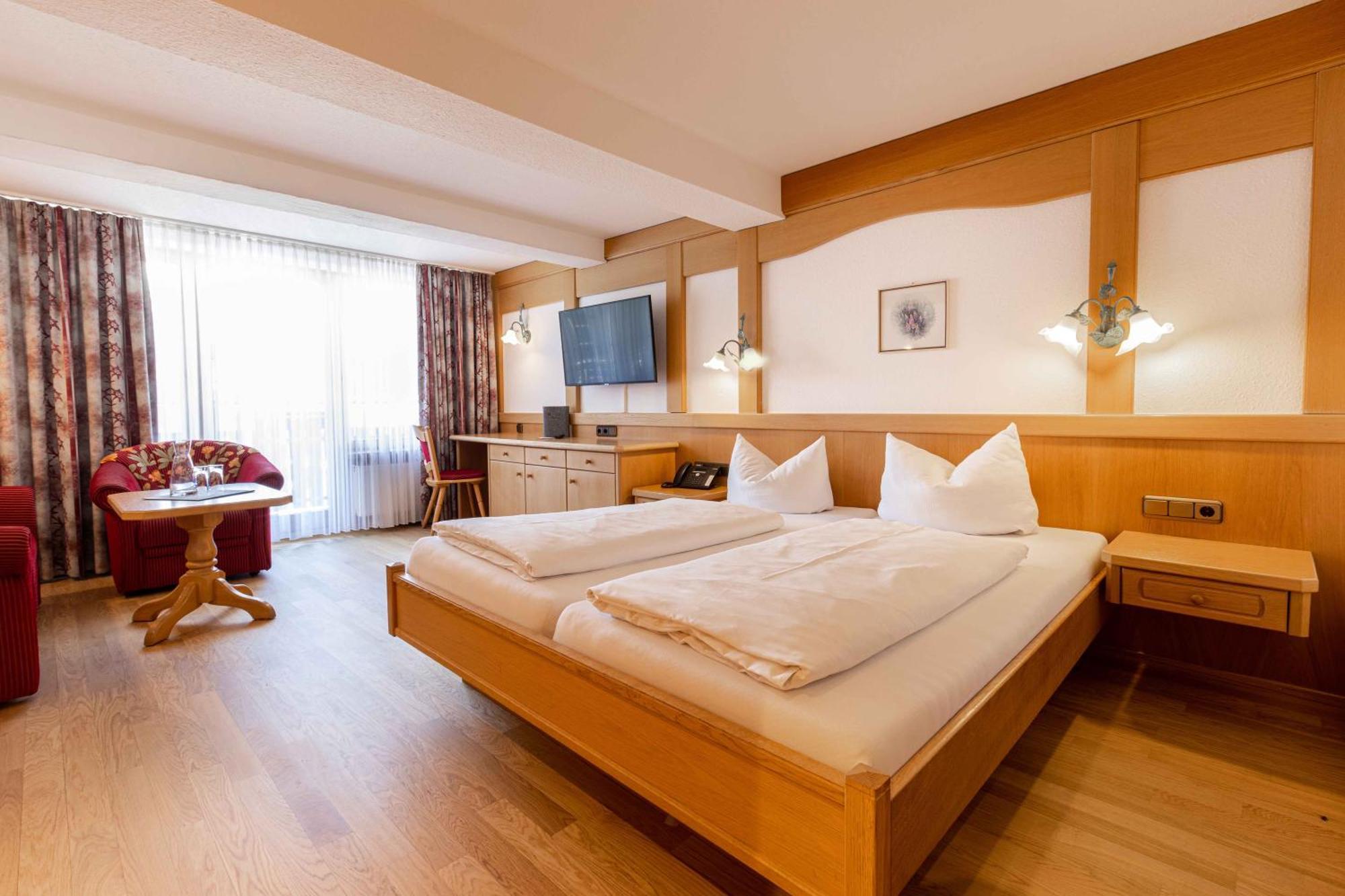 Alte Krone Hotel 3*